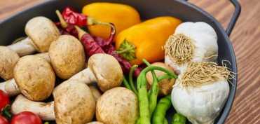 Ce Faceau Bunicile Noastre: Redescoperind Importanta Alimentatiei Sanatoase in Zilele Noastre