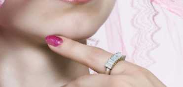 Emotiile tacute se duc... in gusa